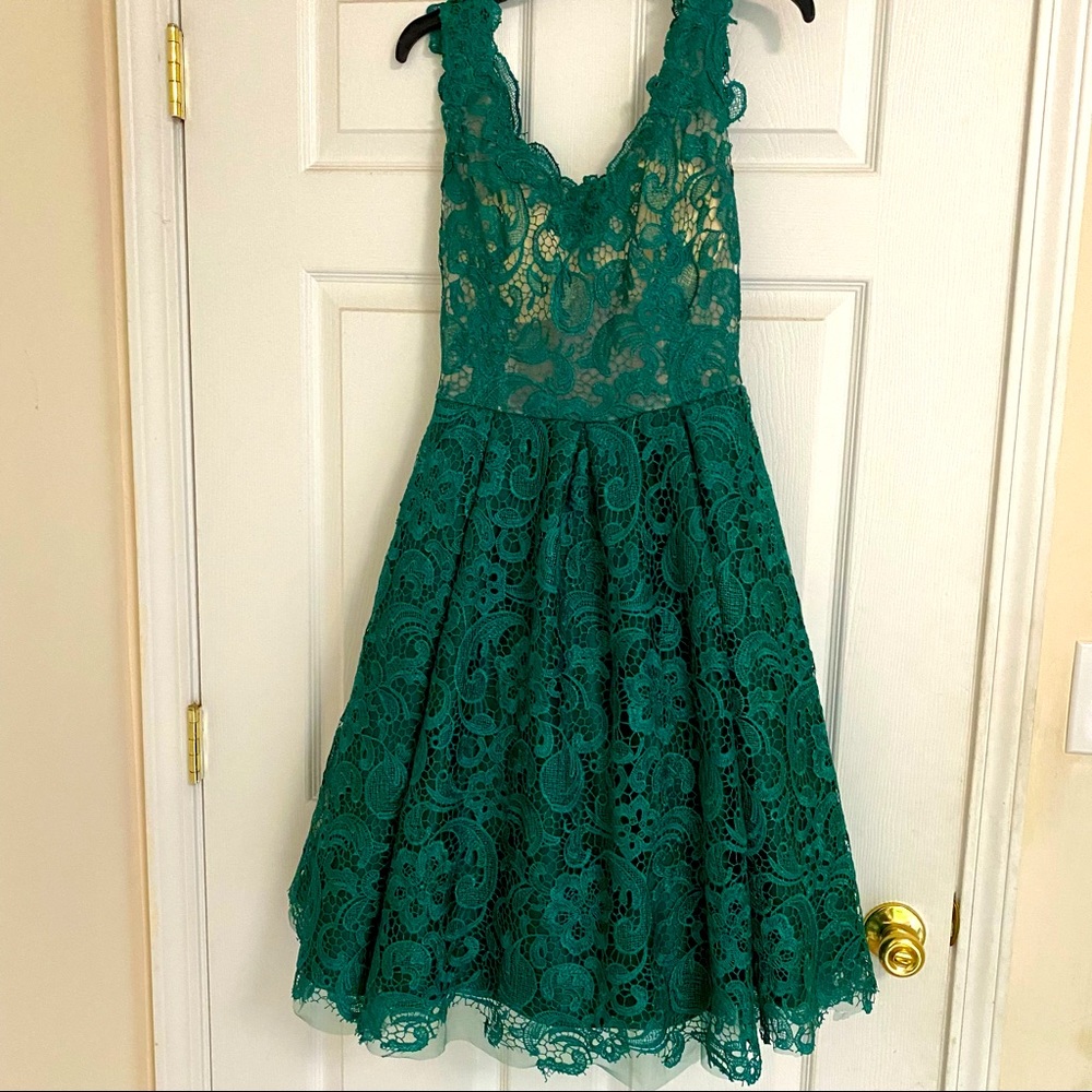 Dark Green Lace Homecoming/Formal Dress S